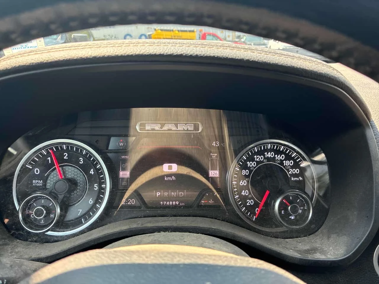Dodge RAM 1500 * Sport * CARFAX * 5.7 HEMI, снимка 8 - Автомобили и джипове - 55629085