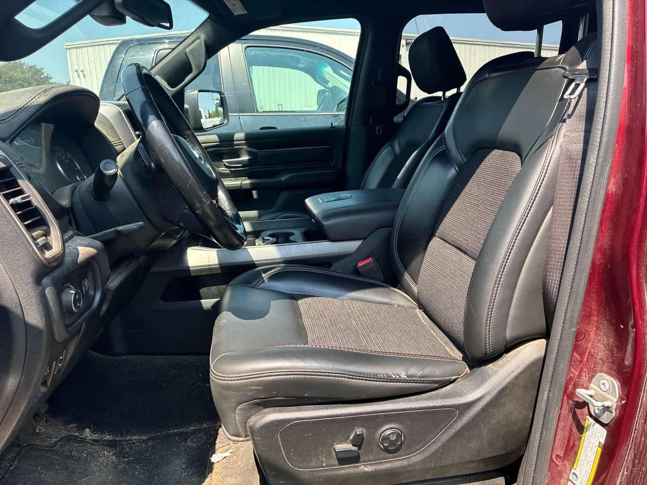 Dodge RAM 1500 * Sport * CARFAX * 5.7 HEMI, снимка 5 - Автомобили и джипове - 55629085