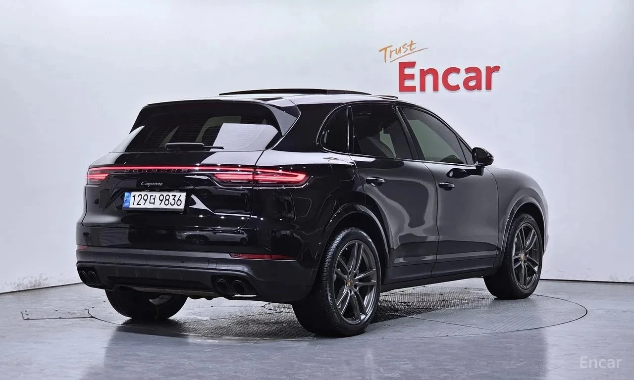 Porsche Cayenne 3.0| BOSE| ОБДУХ| PANO| ПАМЕТ| HUD| 360| , снимка 2 - Автомобили и джипове - 55951242