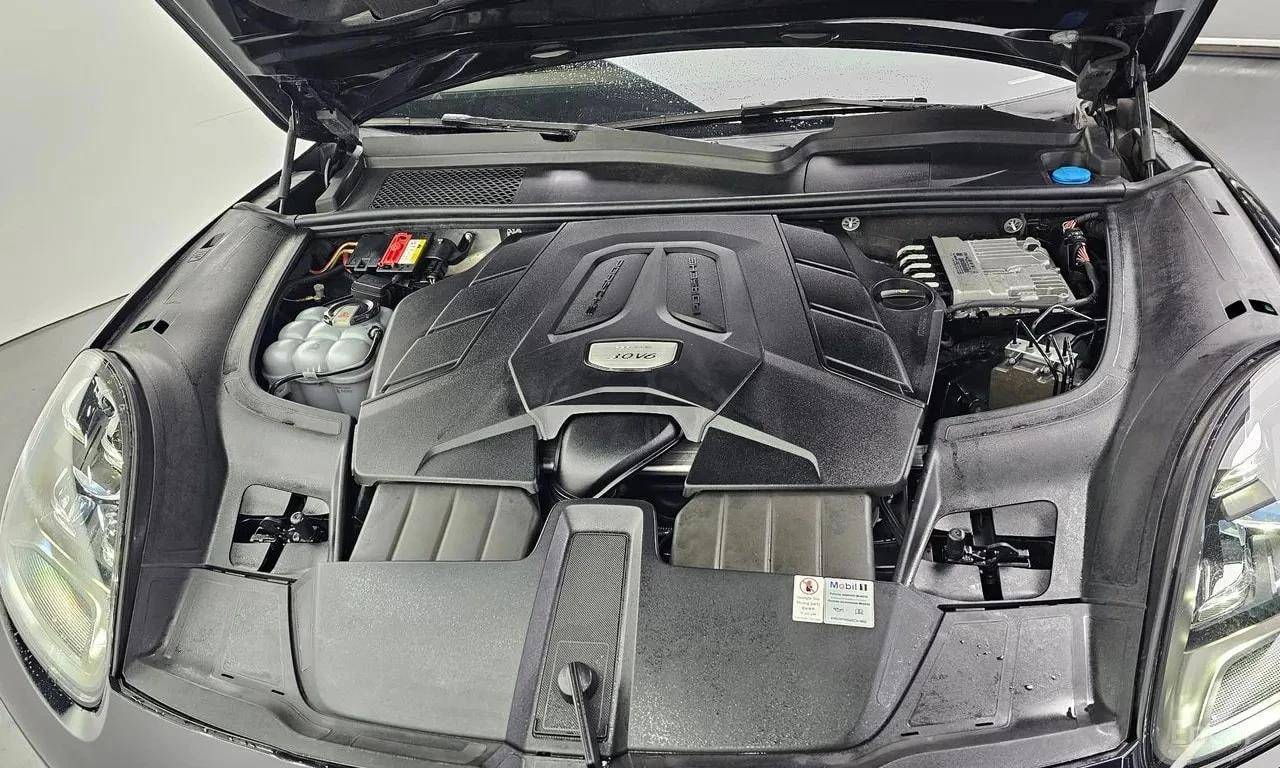 Porsche Cayenne 3.0| BOSE| ОБДУХ| PANO| ПАМЕТ| HUD| 360| , снимка 6 - Автомобили и джипове - 55951242