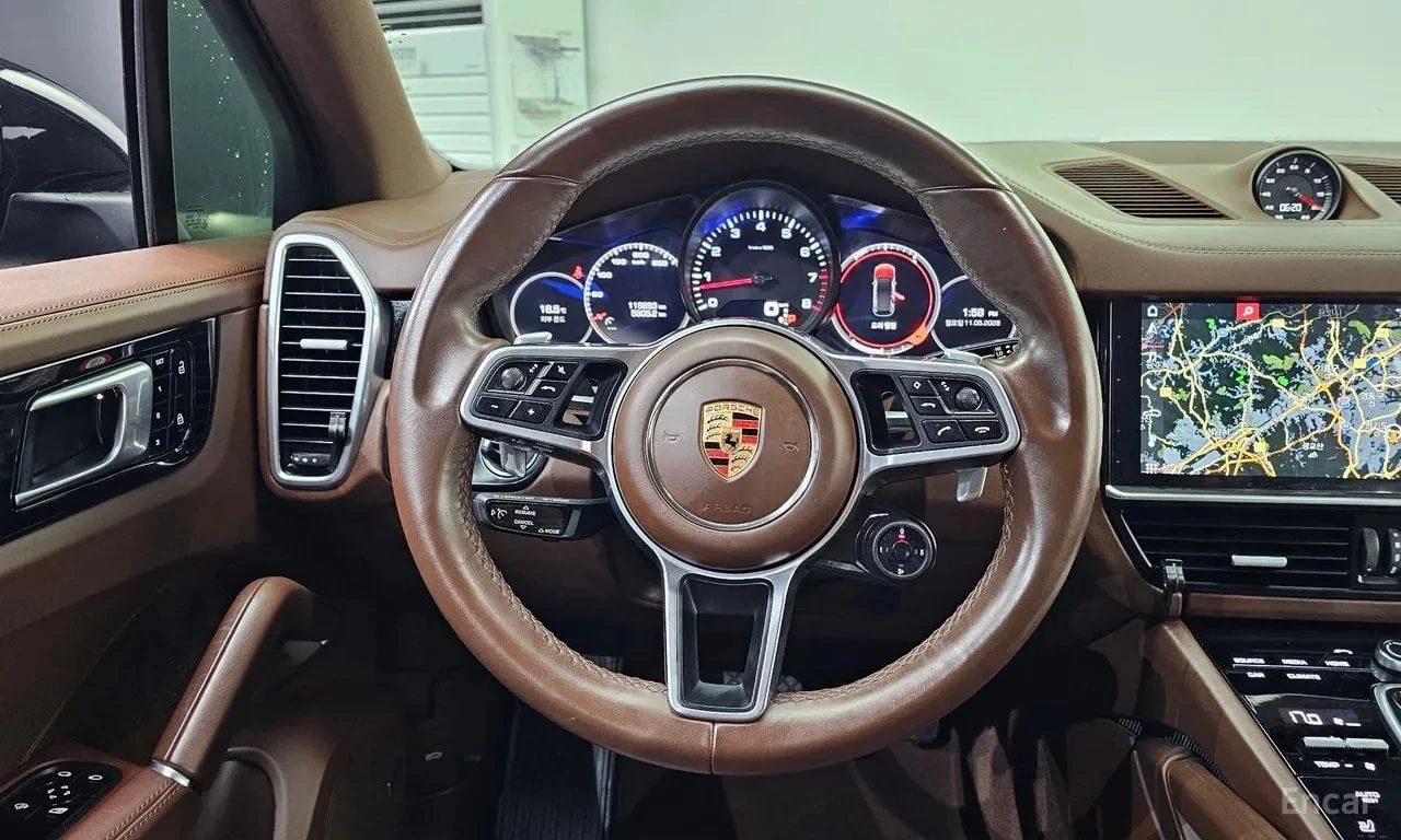 Porsche Cayenne 3.0| BOSE| ОБДУХ| PANO| ПАМЕТ| HUD| 360| , снимка 13 - Автомобили и джипове - 55951242