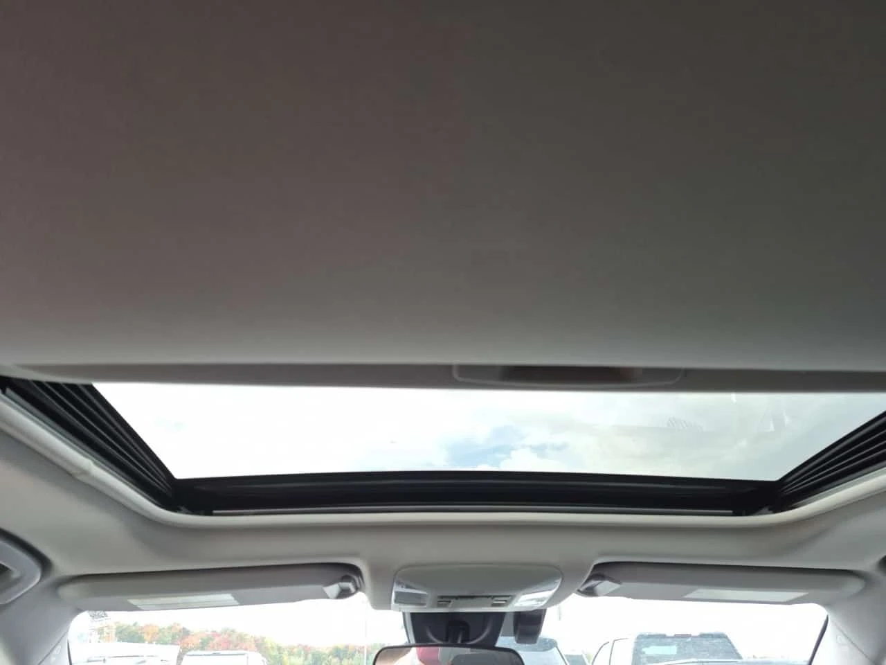 Toyota Rav4 * HYBRID XLE * CARFAX *  | Mobile.bg � ����������� 12