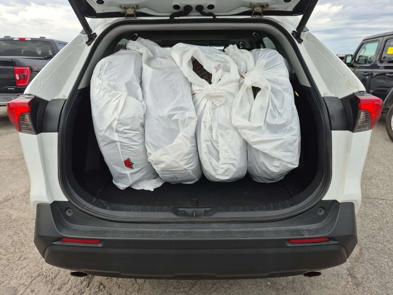 Toyota Rav4 * HYBRID XLE * CARFAX *  | Mobile.bg � ����������� 13