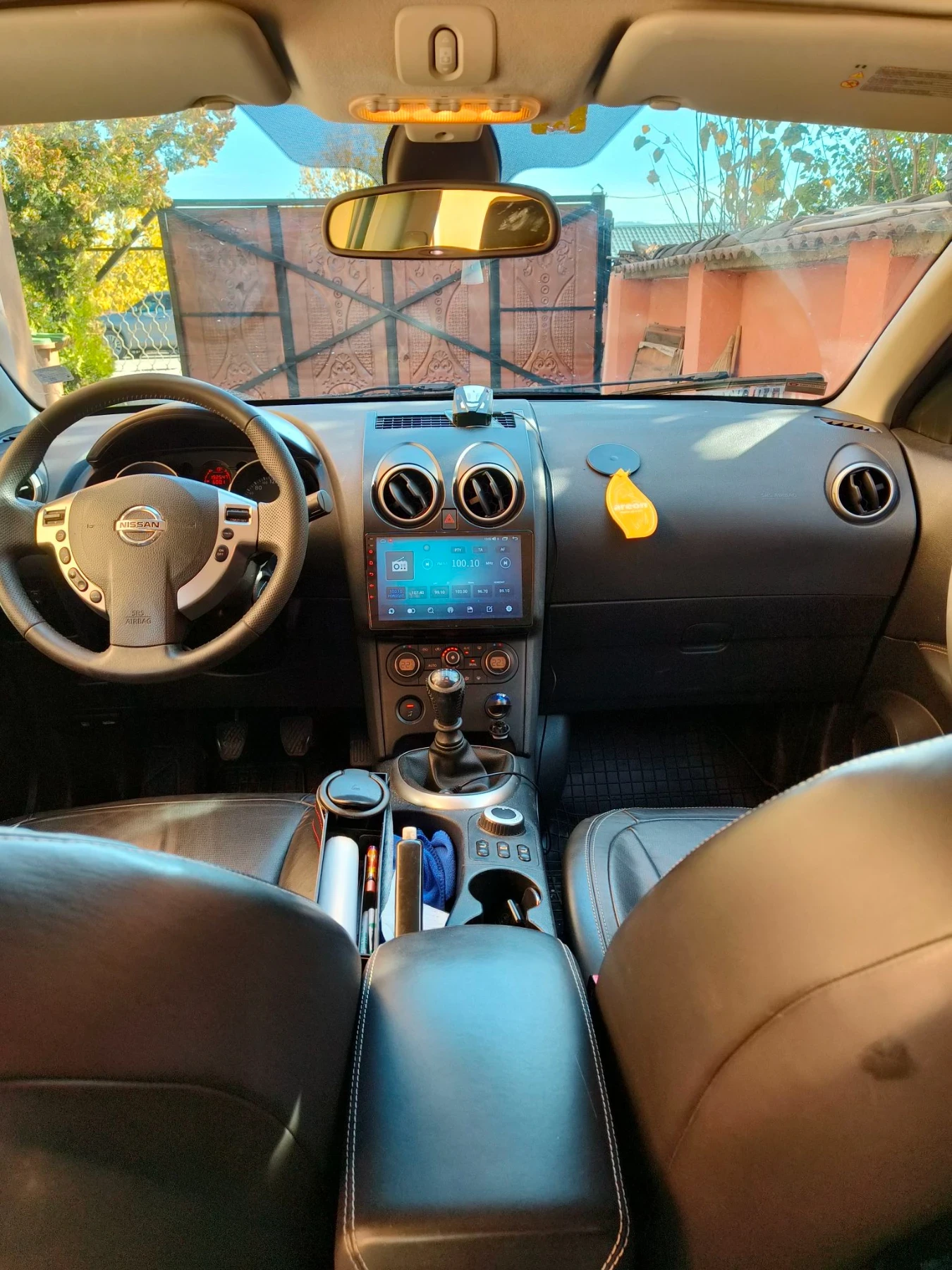 Nissan Qashqai, снимка 8 - Автомобили и джипове - 56638221