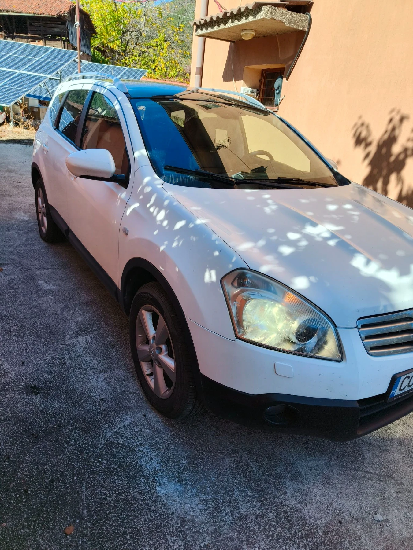 Nissan Qashqai, снимка 3 - Автомобили и джипове - 56638221