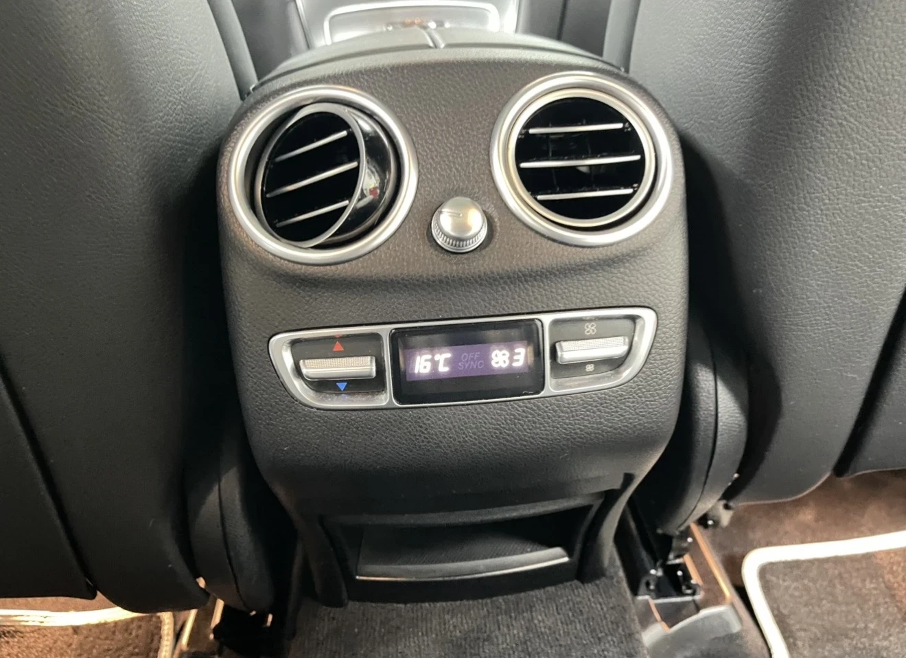 Mercedes-Benz GLC 350, снимка 9 - Автомобили и джипове - 56749949