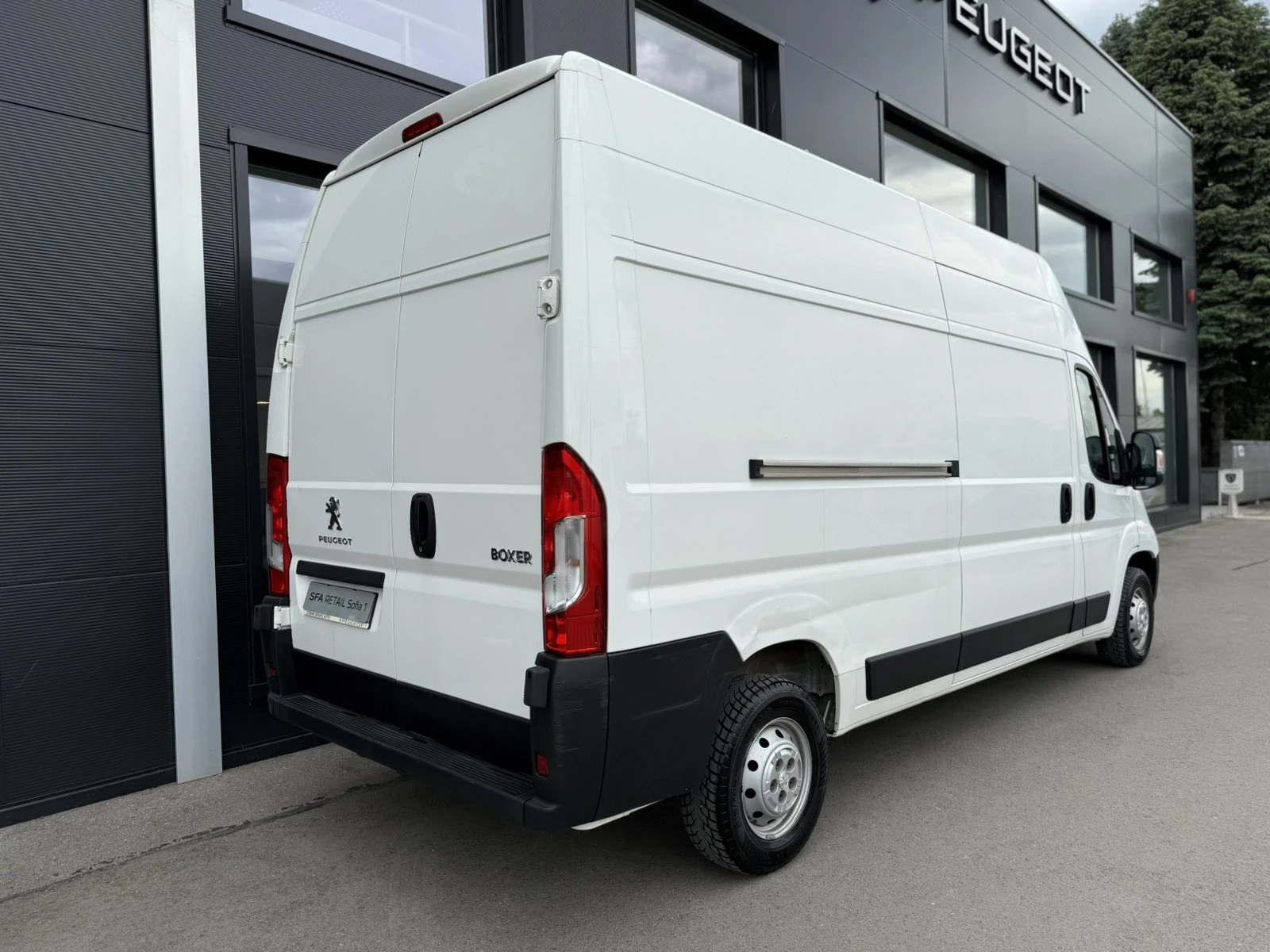 Peugeot Boxer FT 335L3H3 2.2 BlueHDI 140 S&S E6 - изображение 3