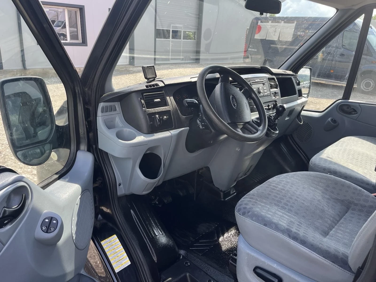 Ford Transit ТОП!170хкм!EURO5!6скорости, снимка 8 - Бусове и автобуси - 54781005