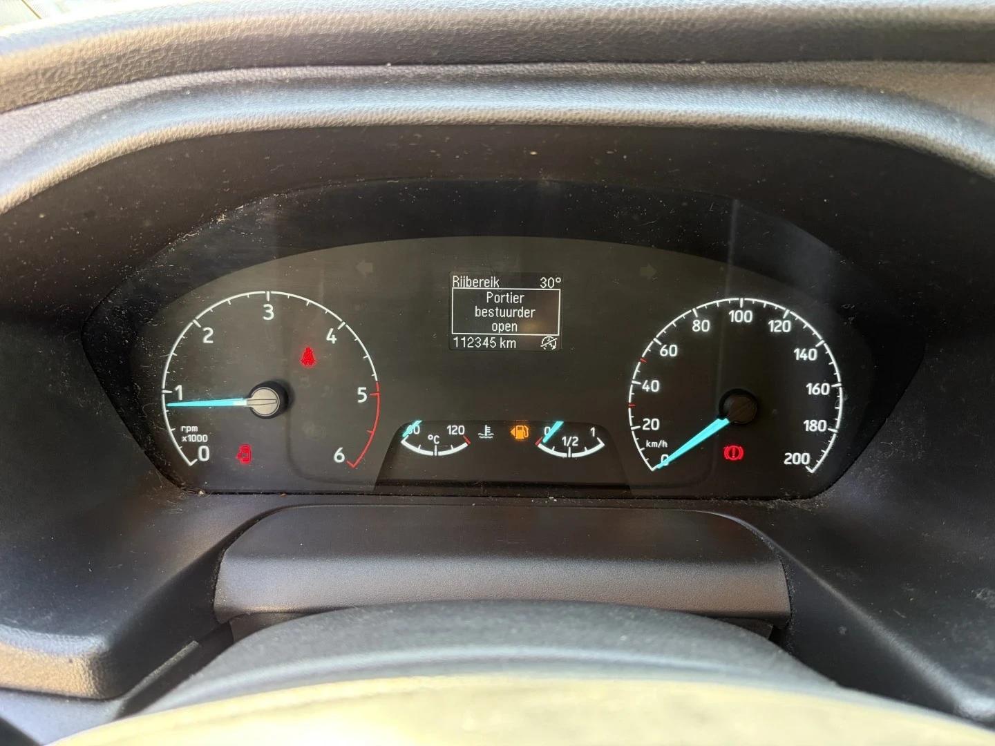 Ford Transit 2.0 Дизел, снимка 11 - Бусове и автобуси - 55544907
