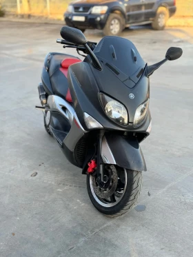     Yamaha T-max BlackMax