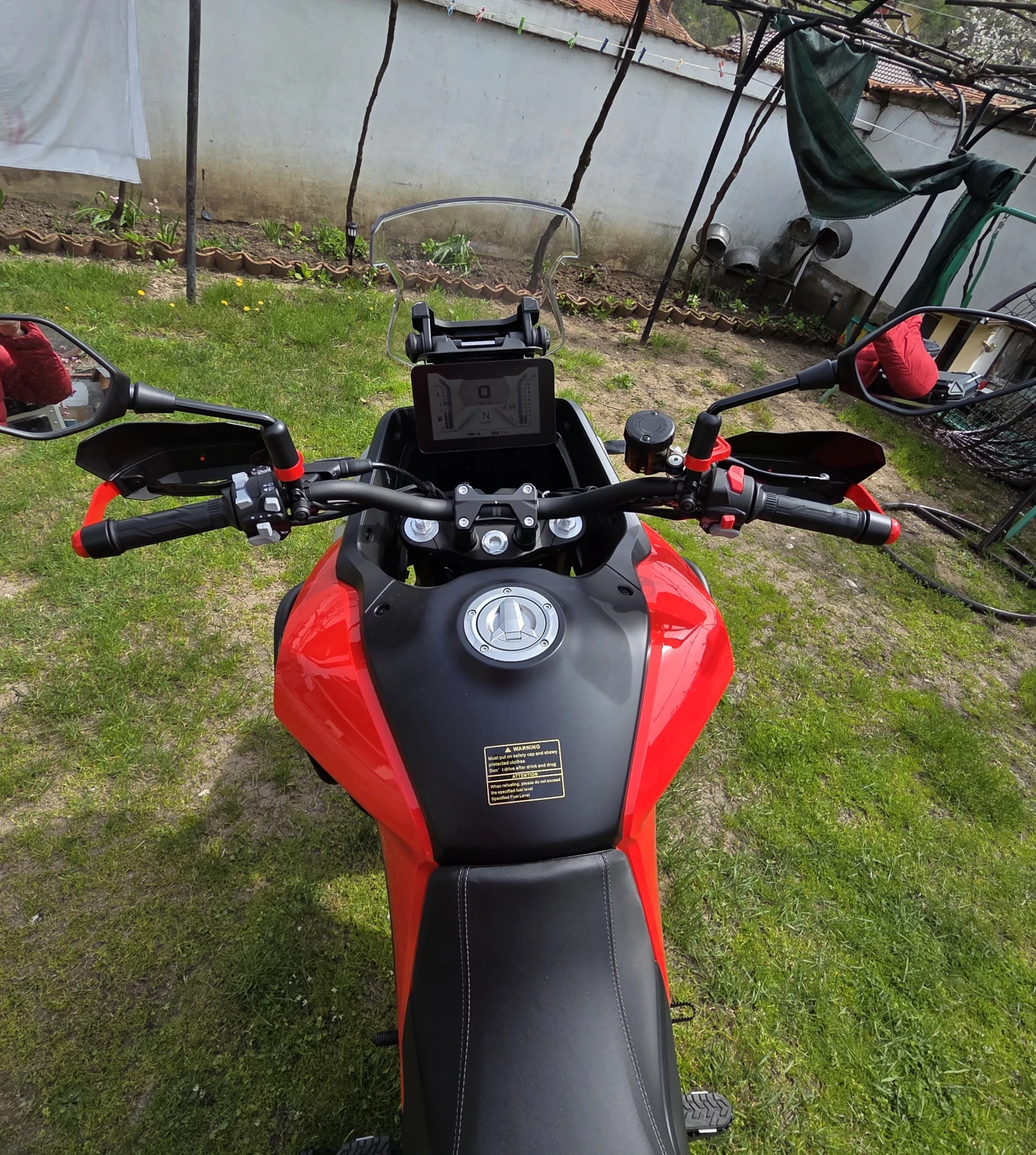 QJMotor SVT 650X ЧИСТО НОВ!!! ГАРАНЦИОНЕН!, снимка 6 - Мотоциклети и мототехника - 54180269