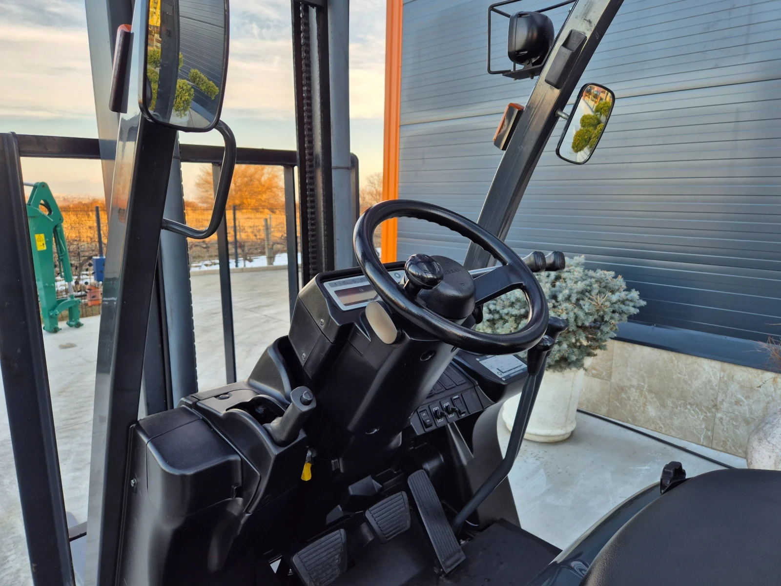  Nissan 4.5  / +  /  ! | Mobile.bg   8