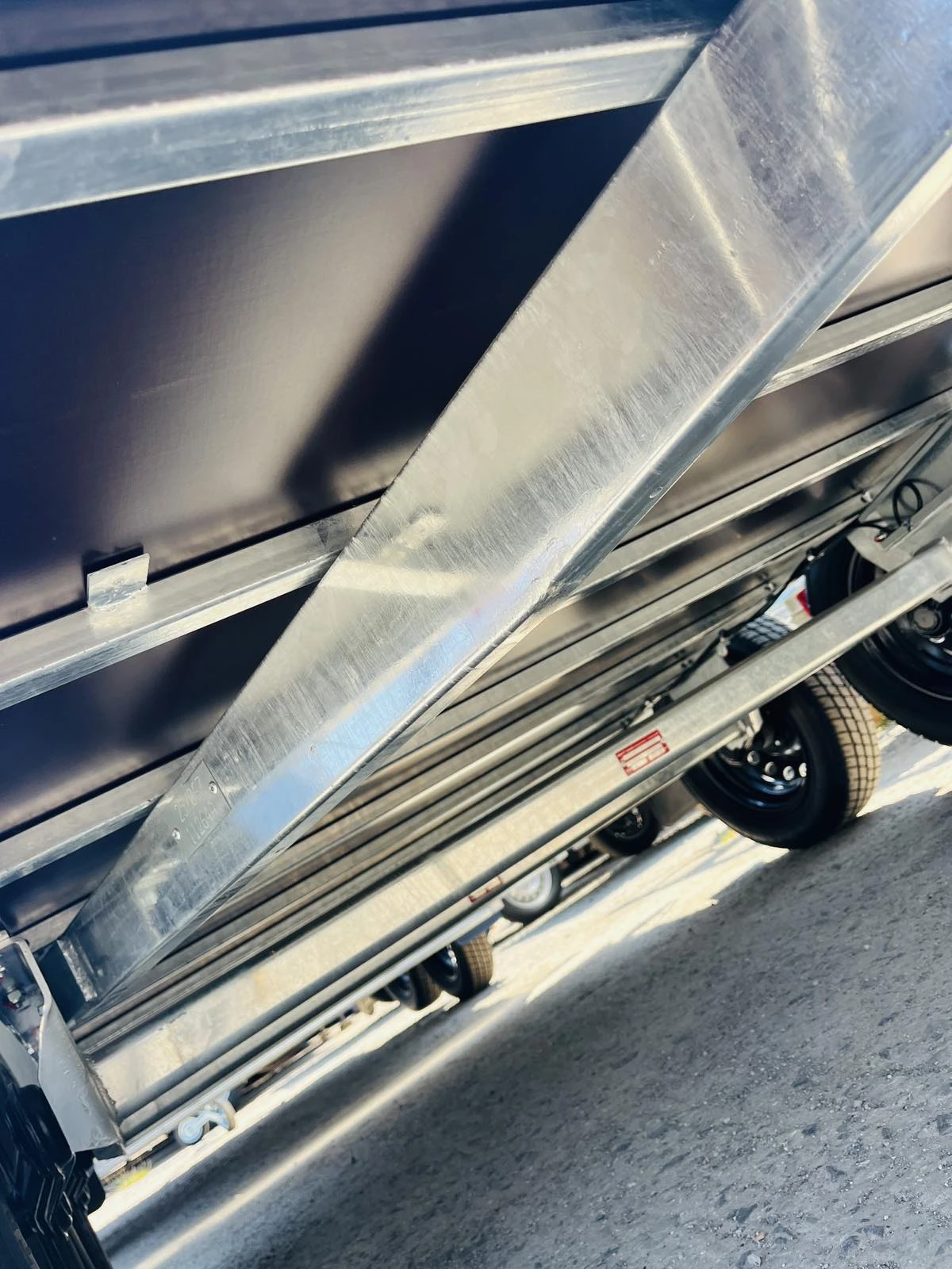   Lider ,  2  TRIGANO 2C250 | Mobile.bg   5