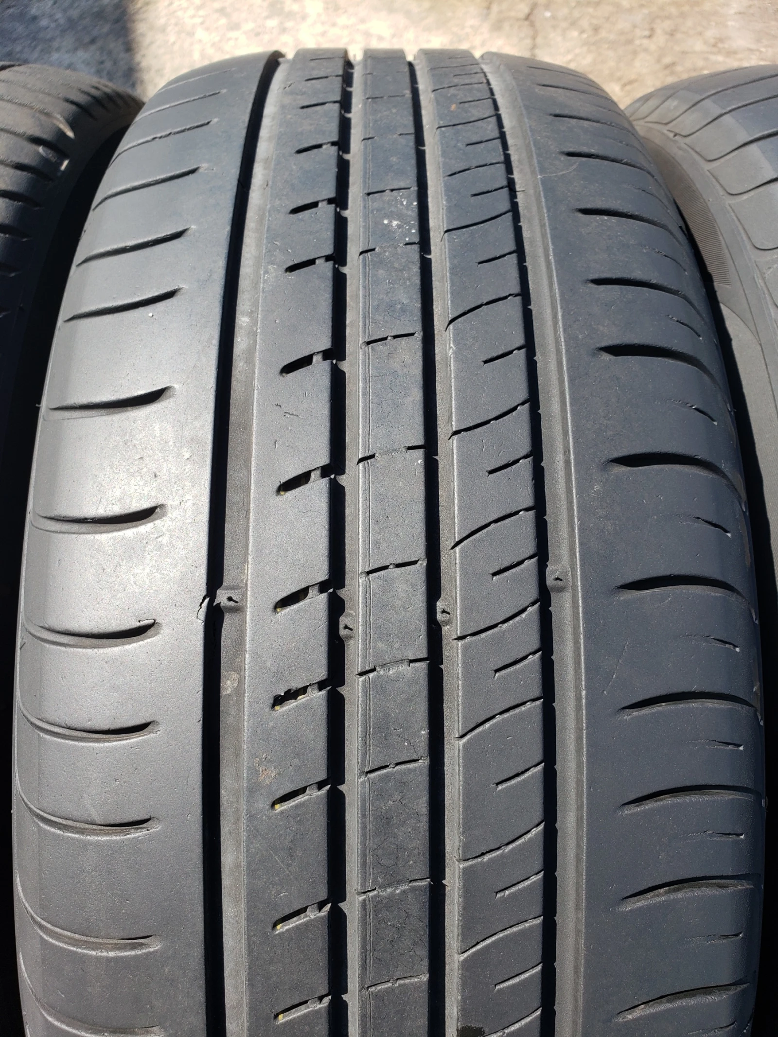 Гуми Летни 235/60R16, снимка 3 - Гуми и джанти - 54491031