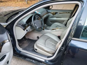 Mercedes-Benz E 270 Седан , снимка 9