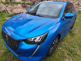 Peugeot 208 1.2 турбо бенз Автоматик, снимка 2