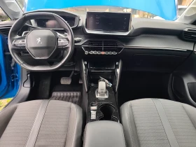 Peugeot 208 1.2 турбо бенз Автоматик, снимка 12