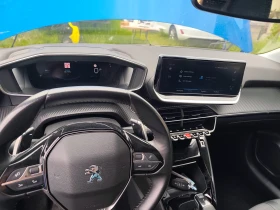 Peugeot 208 1.2 турбо бенз Автоматик, снимка 15