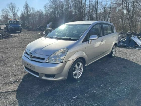 Toyota Corolla verso 2.2 D-4D 136к.с НА ЧАСТИ , снимка 3