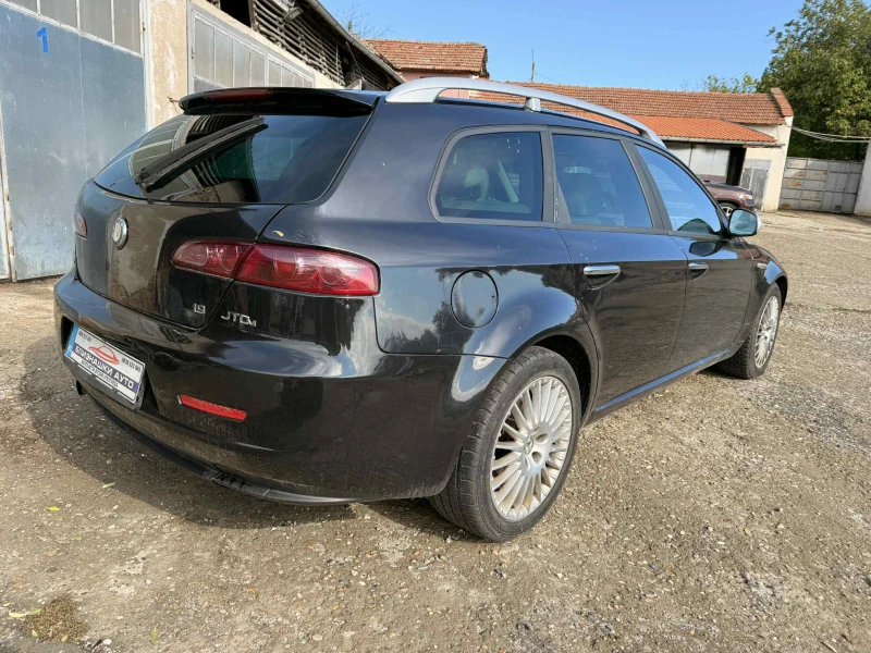 Alfa Romeo 159 sportwagon 1.9 jtd, снимка 7 - Автомобили и джипове - 35101390
