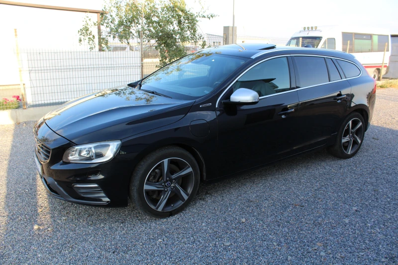 Volvo V60 R-DESING/PLUG-IN HYBRID/FUL, снимка 10 - Автомобили и джипове - 46959899