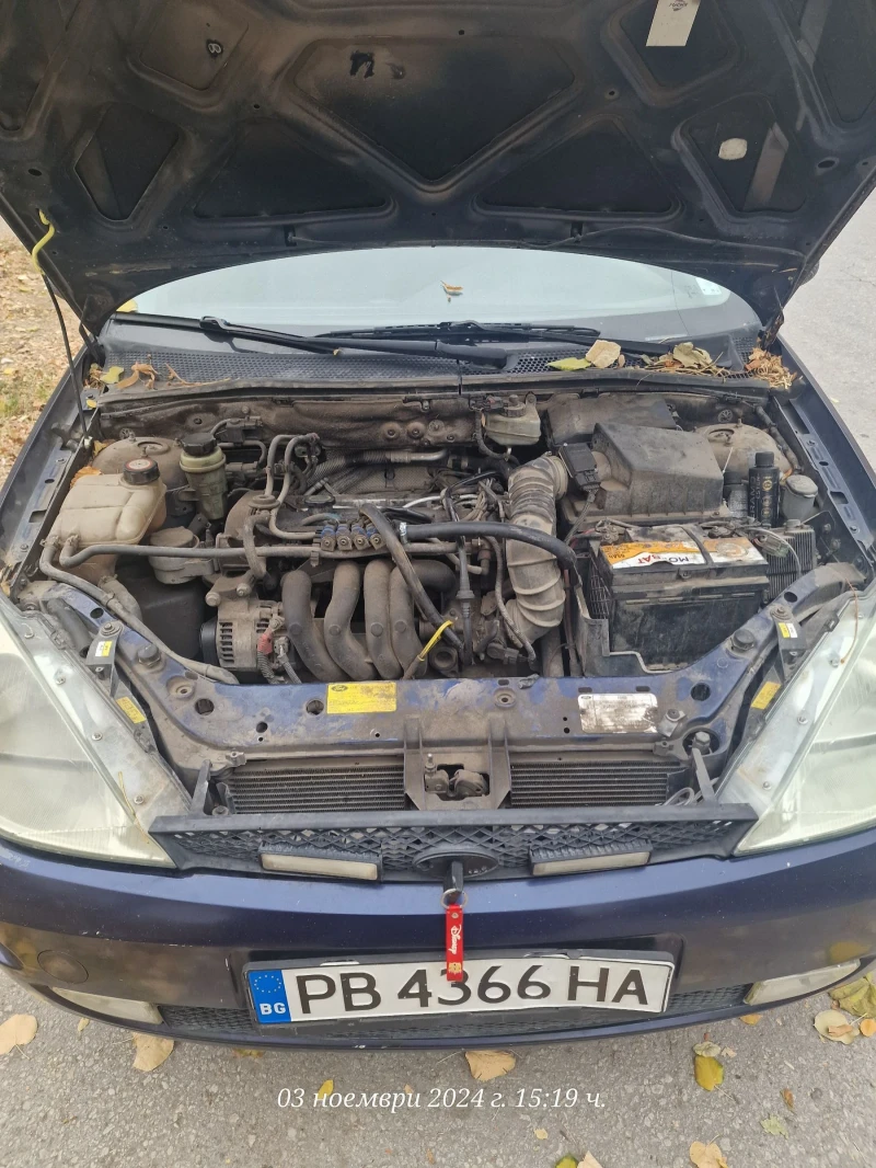 Ford Focus 1.6i, снимка 9 - Автомобили и джипове - 47897637