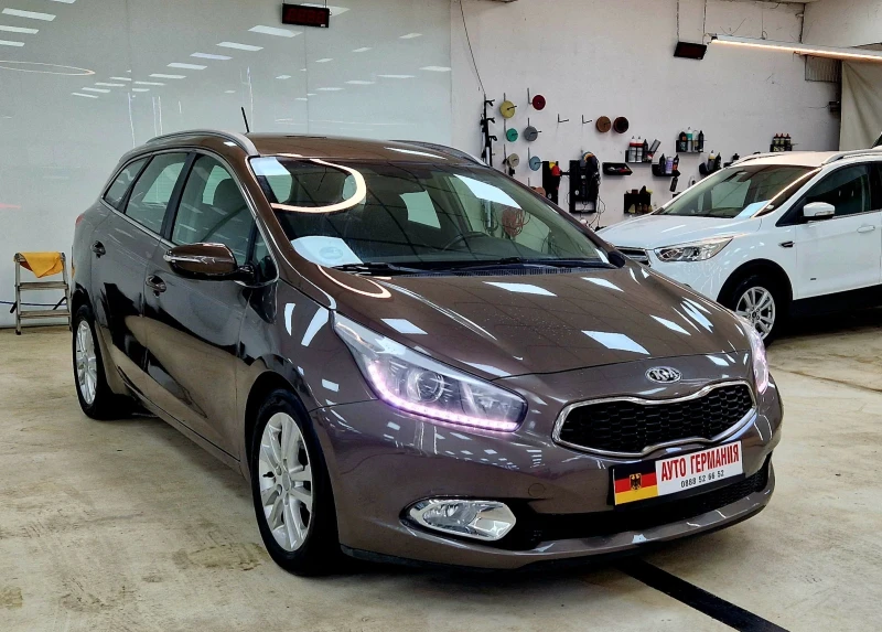 Kia Ceed Premium/Navi/LED/Kamera, снимка 7 - Автомобили и джипове - 47959868