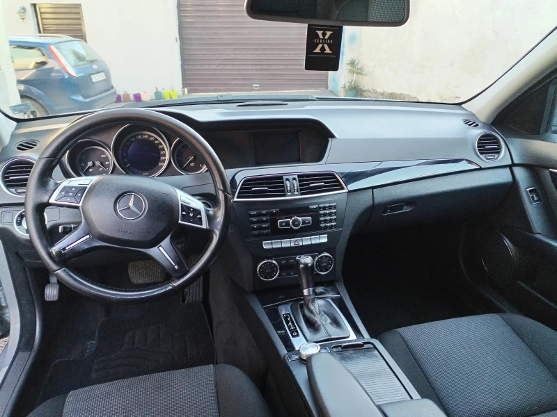 Mercedes-Benz C 220 2.2 CDI, снимка 7 - Автомобили и джипове - 48407171