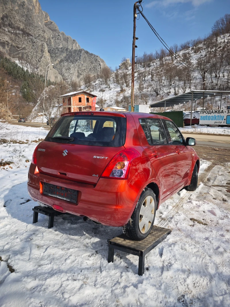 Suzuki Swift 1.3I 4x4 90к.с., снимка 4 - Автомобили и джипове - 49220924