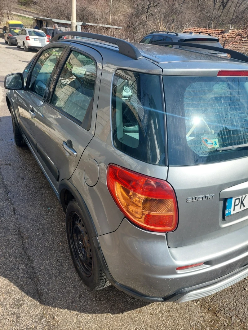 Suzuki SX4, снимка 6 - Автомобили и джипове - 50317588