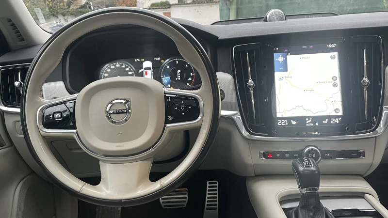 Volvo V90 D5 AWD