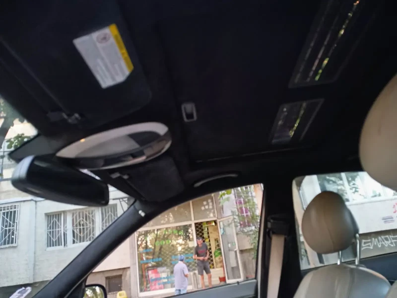 Mercedes-Benz E 270 Седан , снимка 8 - Автомобили и джипове - 52099960