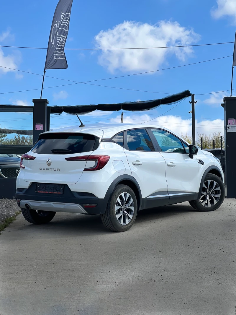 Renault Captur 2020г. 14000км НОВА!, снимка 4 - Автомобили и джипове - 52008177