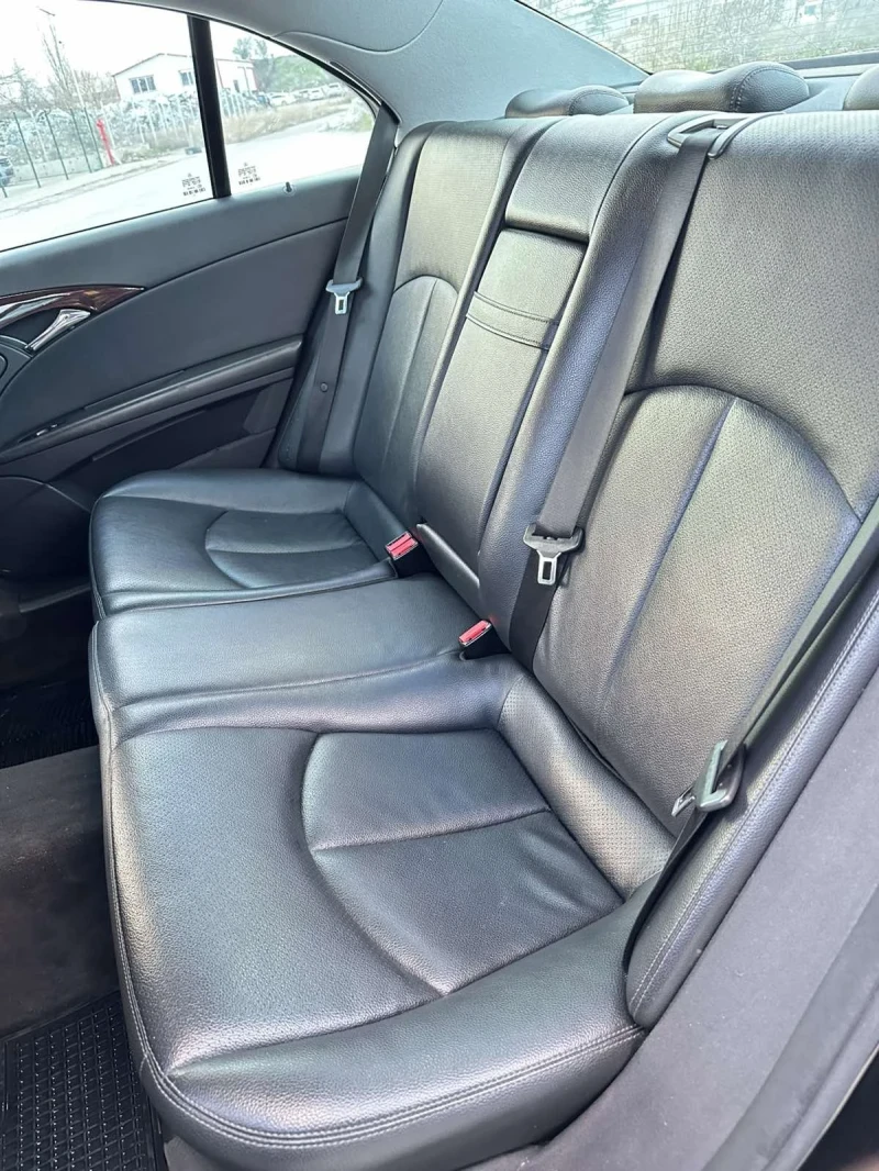 Mercedes-Benz E 280 3.0 дизел 190 Коня/Топ, снимка 11 - Автомобили и джипове - 53013746