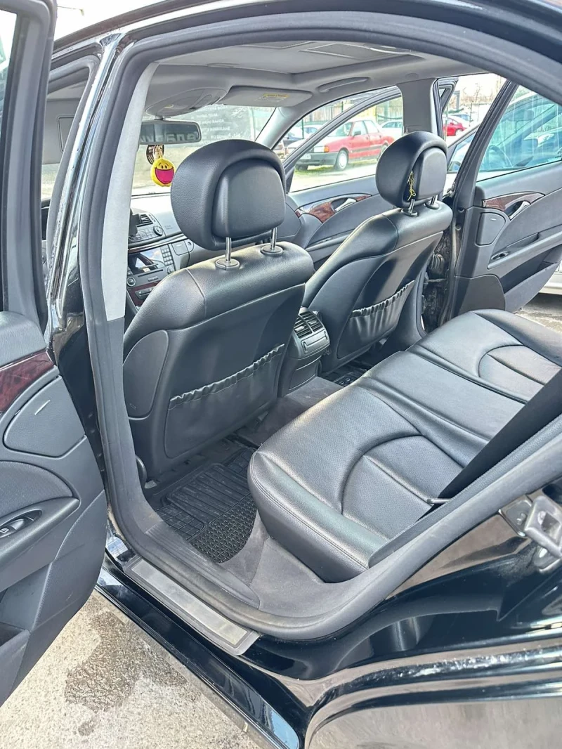 Mercedes-Benz E 280 3.0 дизел 190 Коня/Топ, снимка 8 - Автомобили и джипове - 53013746