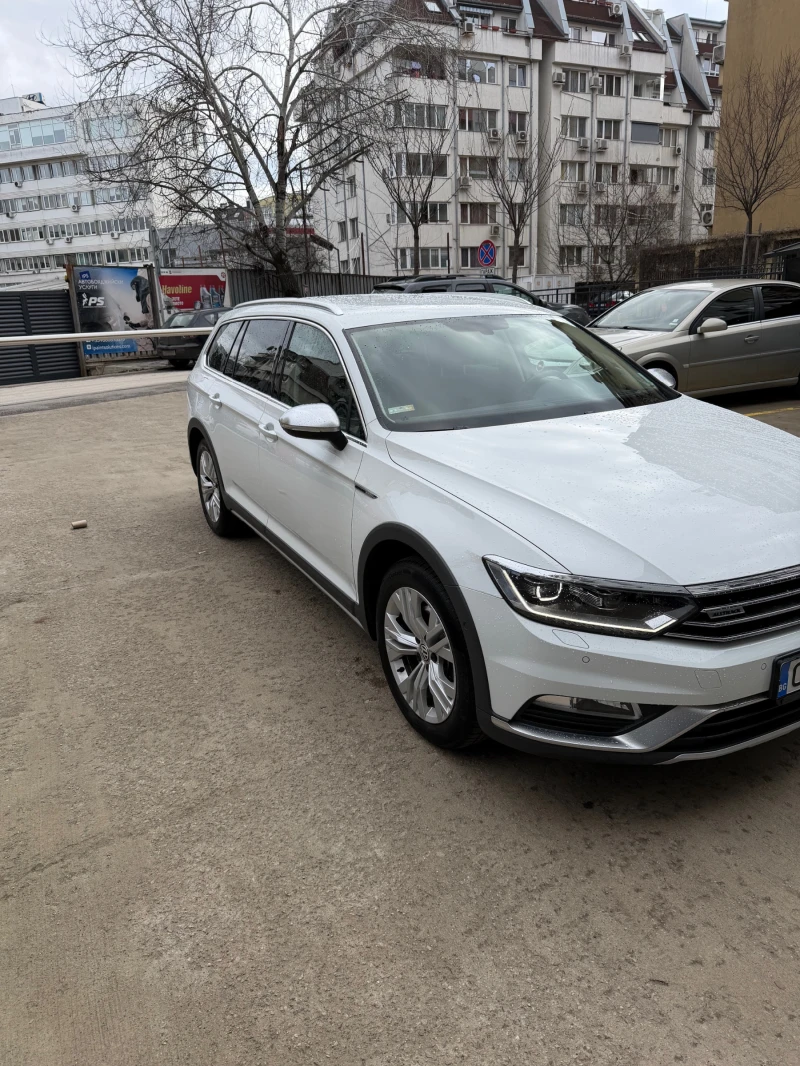 VW Passat Alltrack, снимка 12 - Автомобили и джипове - 53403387
