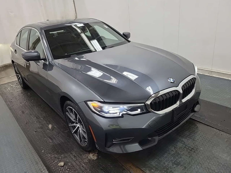 BMW 330 xDrive30i * 29000km! * Без инциденти * CARFAX * 