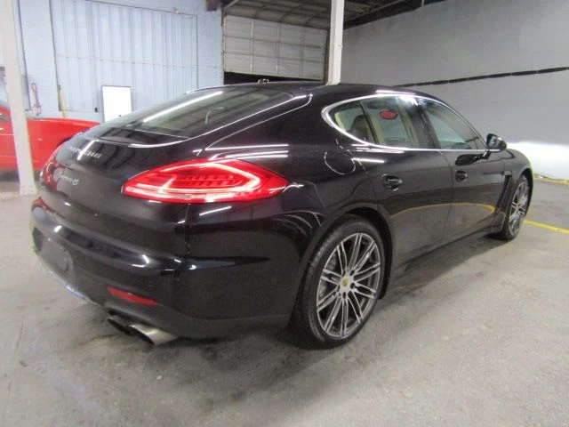 Porsche Panamera  - изображение 6