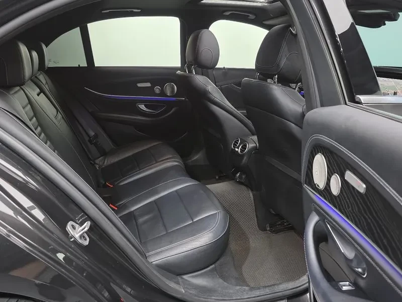 Mercedes-Benz E 220 CDI Avantgarde - САМО 30% АВАНС!, снимка 11 - Автомобили и джипове - 55441746