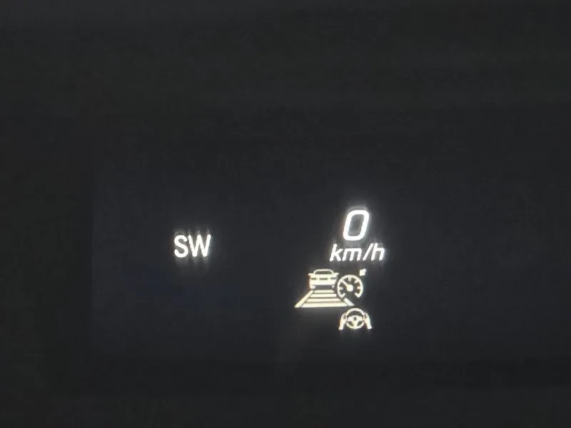 Mercedes-Benz E 220 CDI Avantgarde - САМО 30% АВАНС!, снимка 16 - Автомобили и джипове - 55441746
