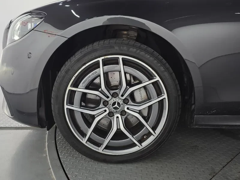 Mercedes-Benz E 220 CDI Avantgarde - САМО 30% АВАНС!, снимка 5 - Автомобили и джипове - 55441746