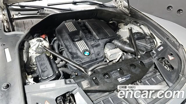 BMW 740, снимка 6 - Автомобили и джипове - 56077758