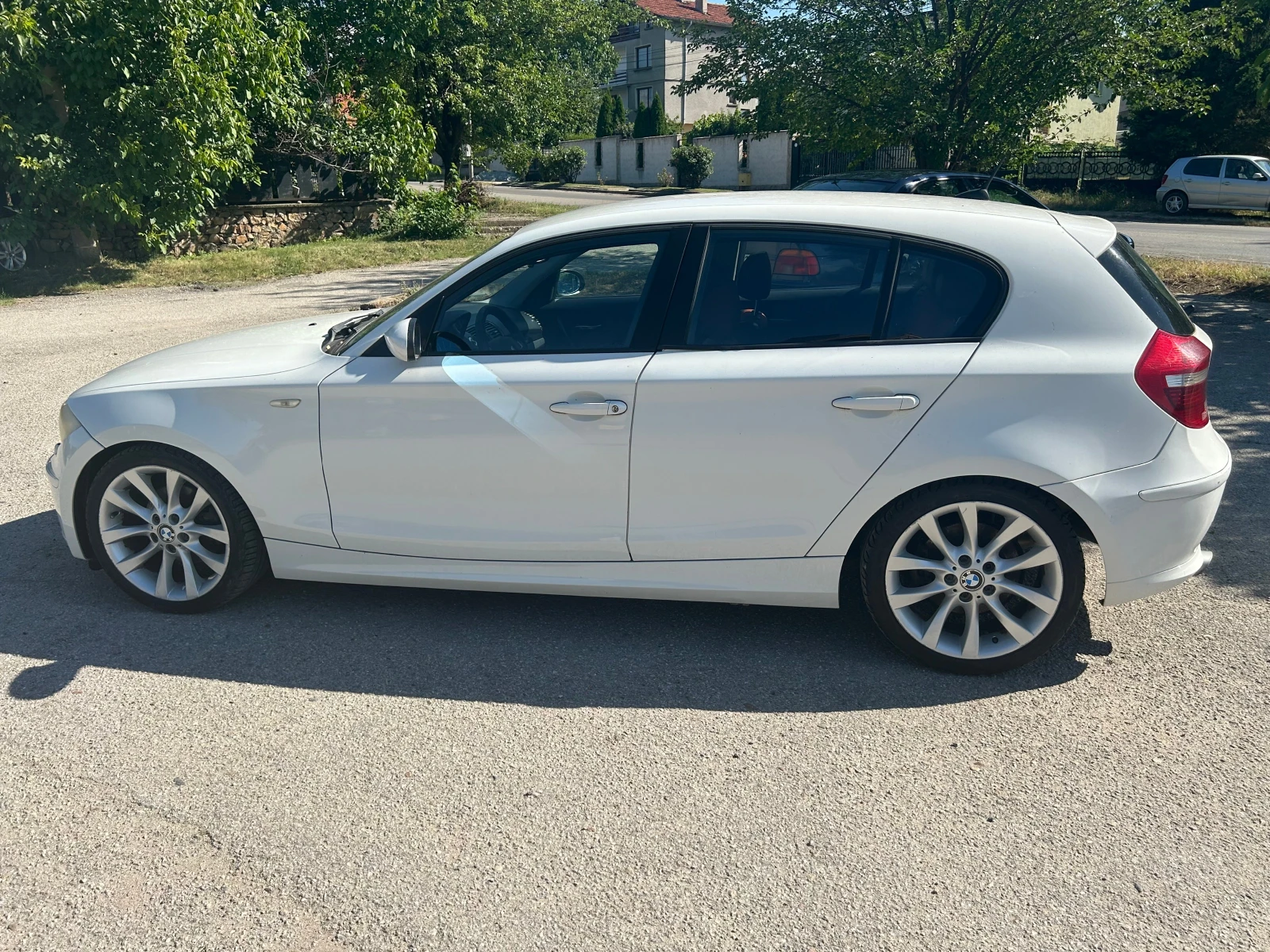 BMW 120 120d - изображение 6