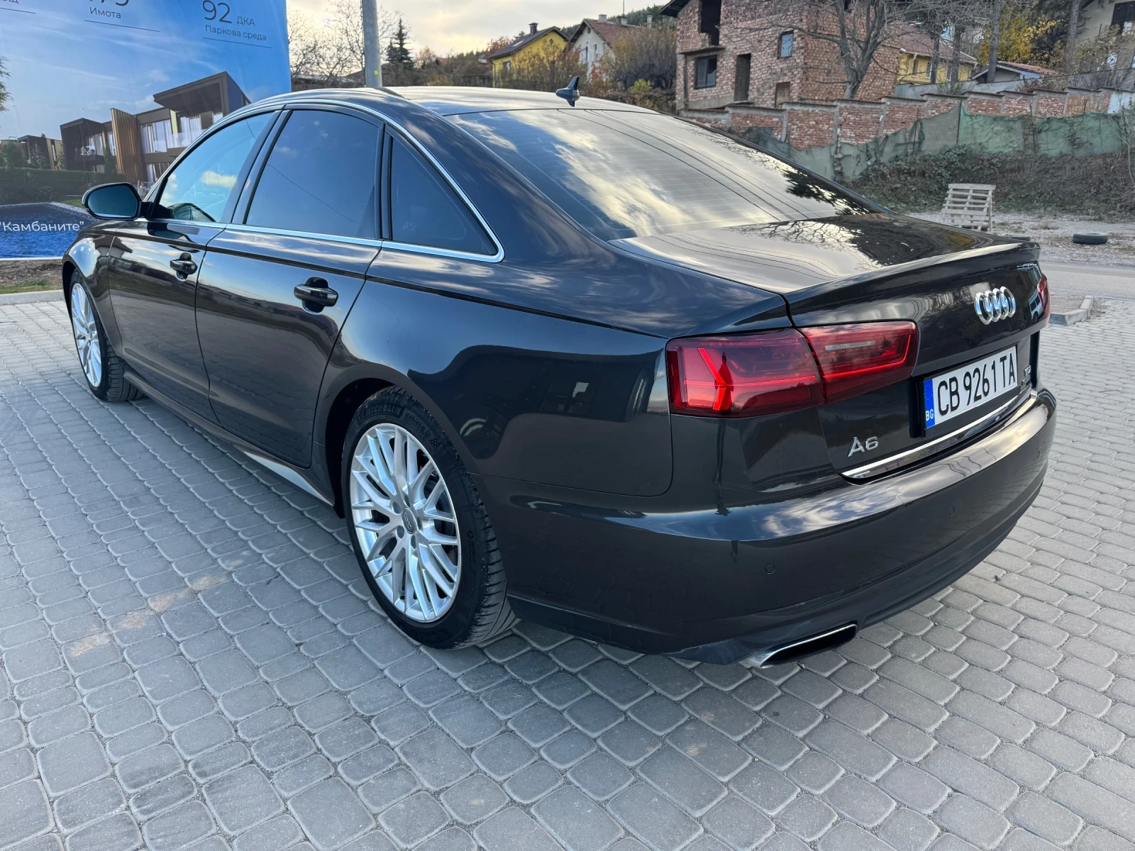 Audi A6 Зимни и летни гуми+ Distronic+ подгрев+ камера - изображение 3