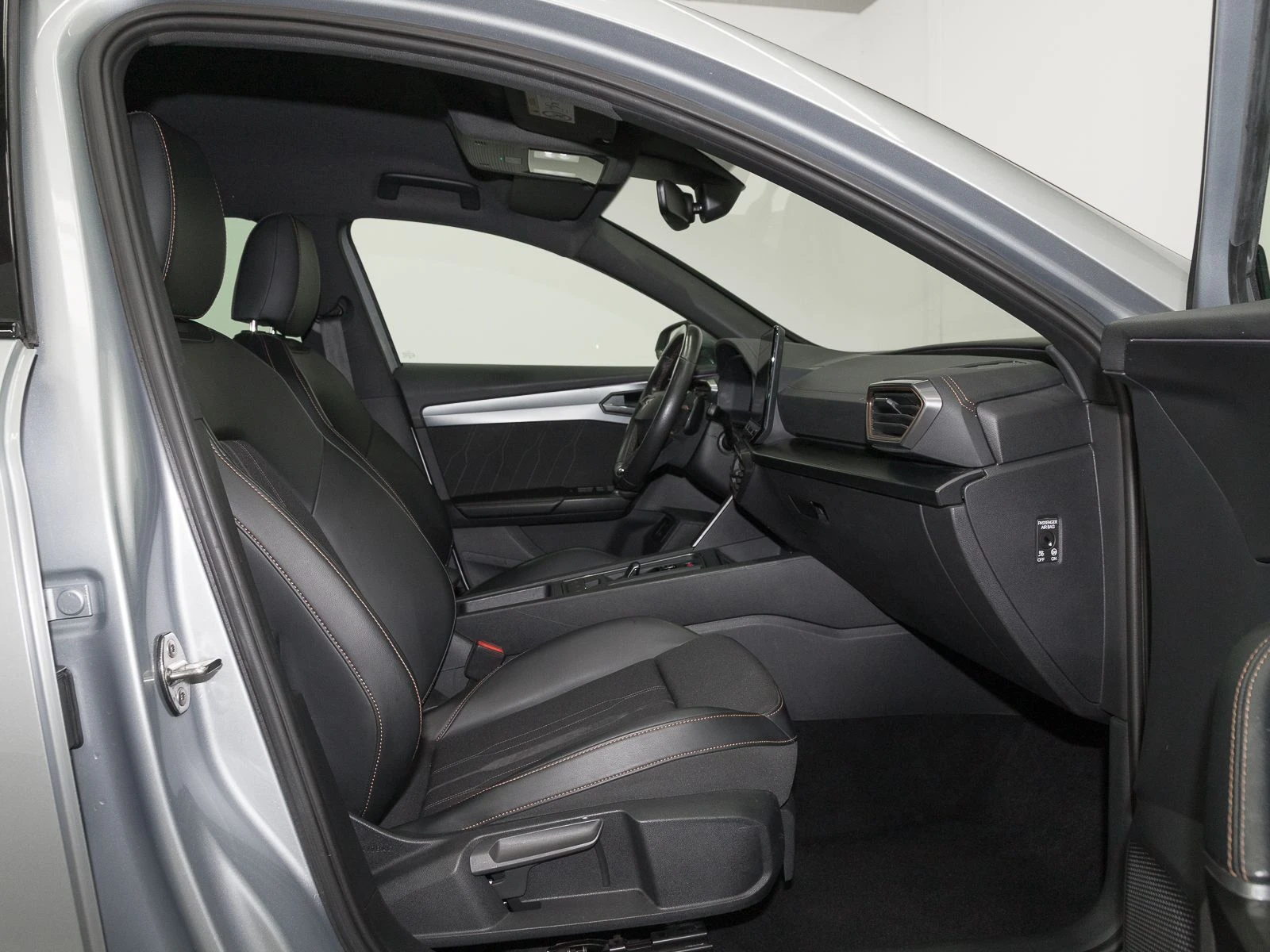 Cupra Formentor PHEV/204HP/ACC/CAM/NAVI/AMBI/KLESS/498v - изображение 6