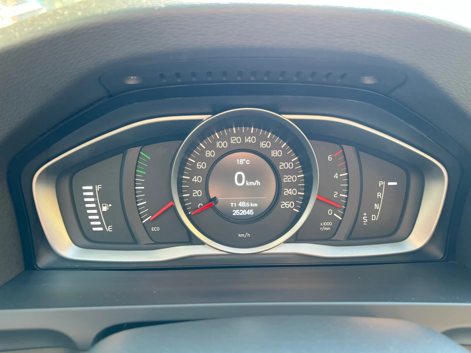 Volvo V60 Avtomat - изображение 8