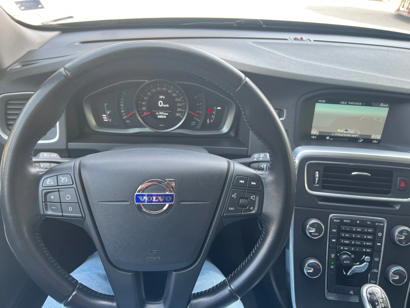 Volvo V60 Avtomat - изображение 7