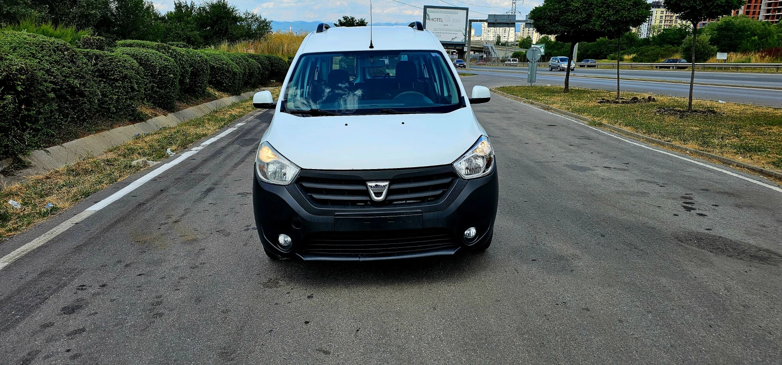 Dacia Dokker  1.6 ГАЗ - изображение 5