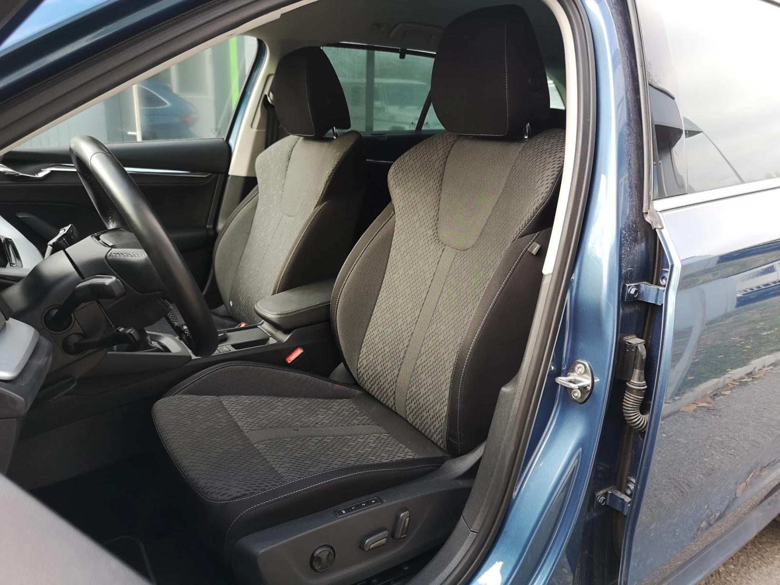 Skoda Octavia 1.5 TSI  | Mobile.bg   12