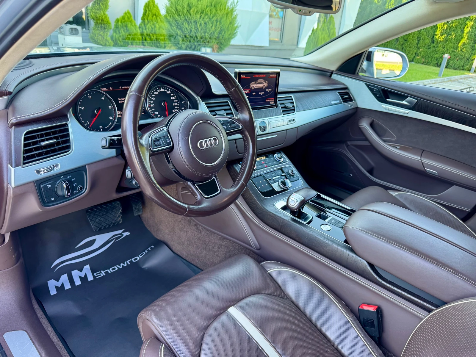 Audi A8 -DESIGN-SELECTION-MASSAGE-360КАМ-BOSE-DISTRONIC - изображение 9